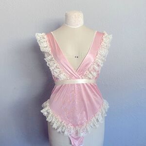 Vintage 80’s Pink Lace Ruffle Romper Teddy Size small